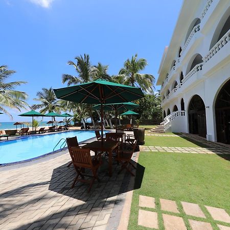 Joe'S Resort Bentota Exteriör bild