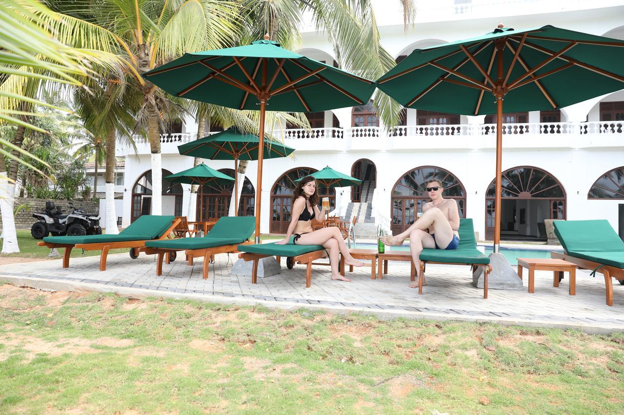 Joe'S Resort Bentota Exteriör bild
