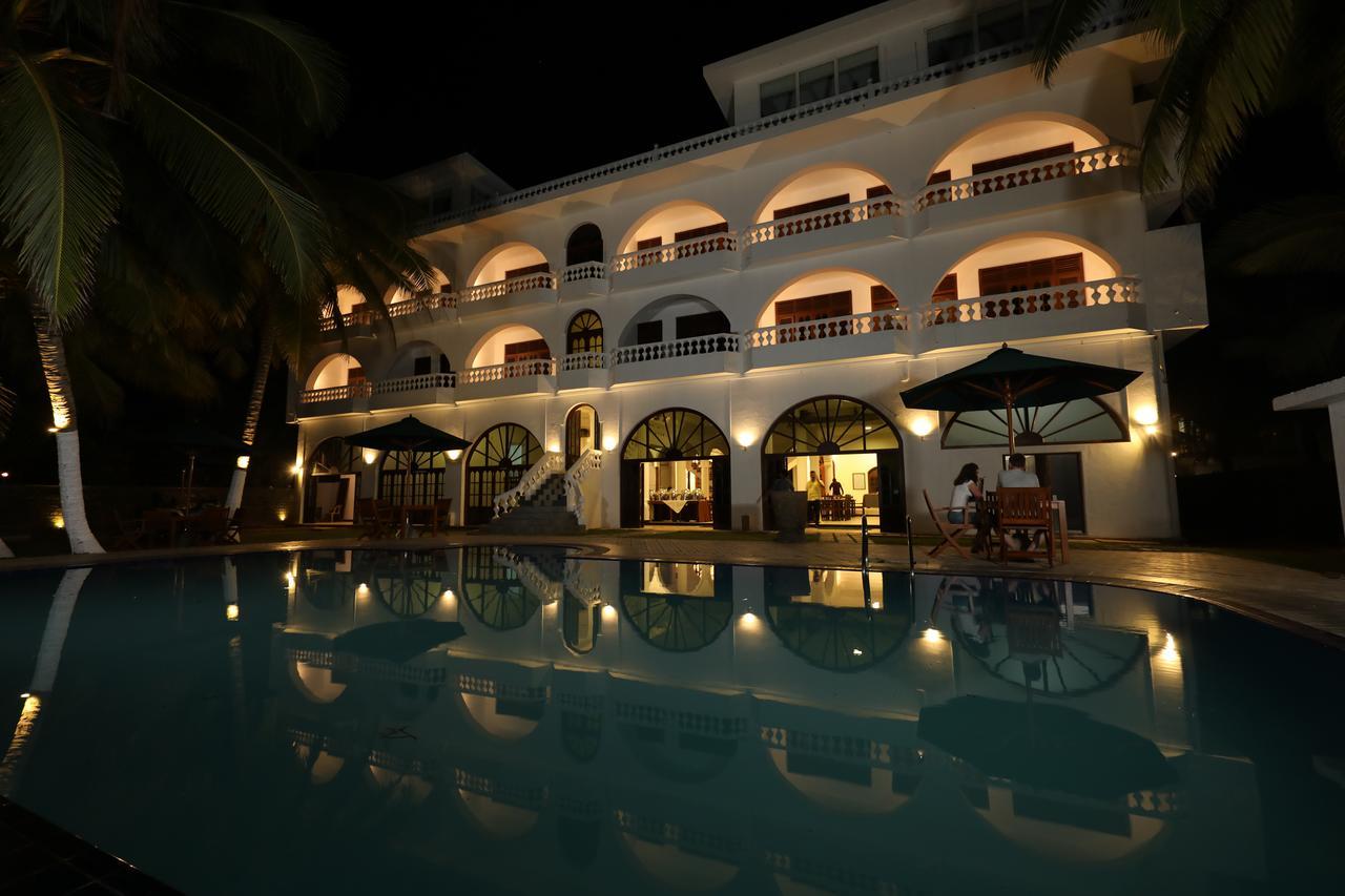 Joe'S Resort Bentota Exteriör bild